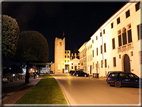 foto Bassano del Grappa di notte